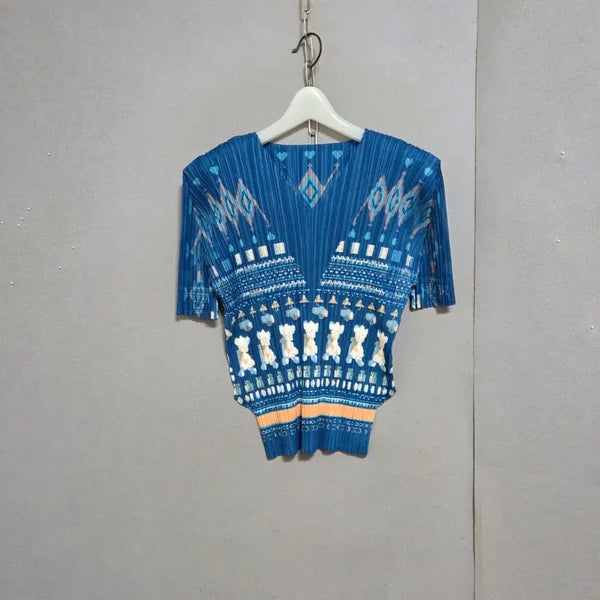 [BUNJANG] Patterned Pleated V-Neck T-Shirt / 무늬멋스런 플리츠 브이넥 티셔츠 F  n5710