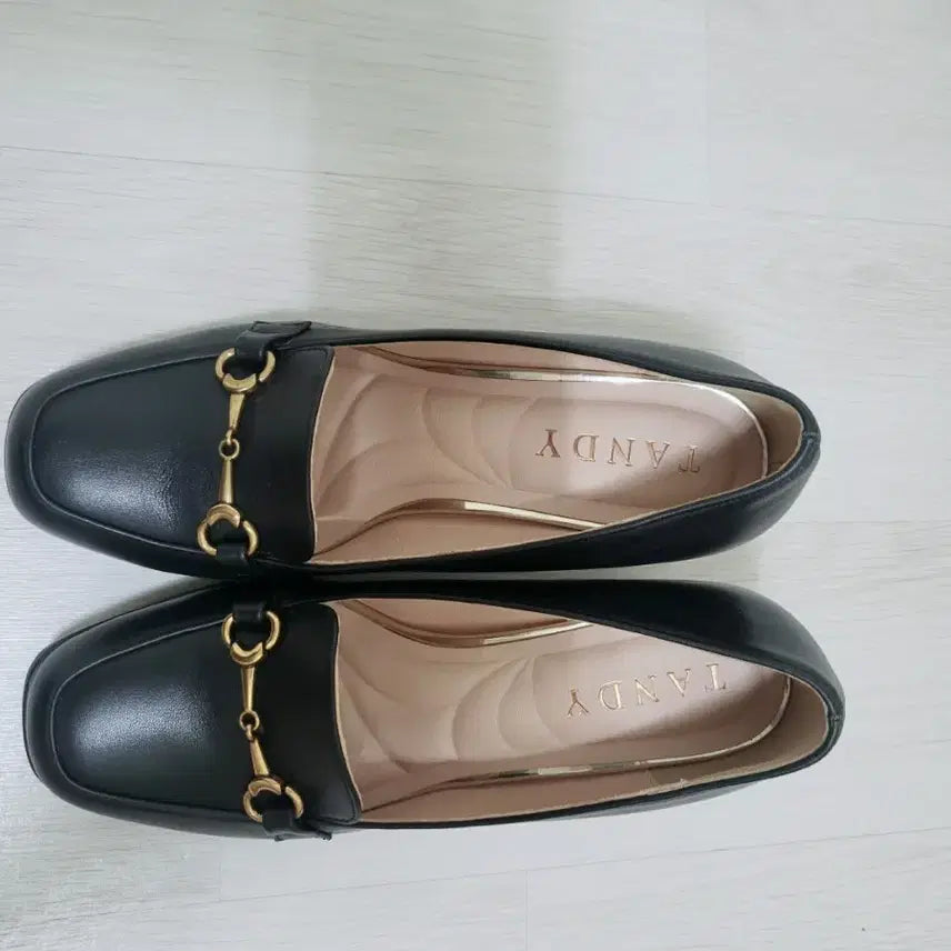 [BUNJANG] Tandy Women's Black Loafer Pumps / 탠디 여성용 블랙 로퍼 펌프스