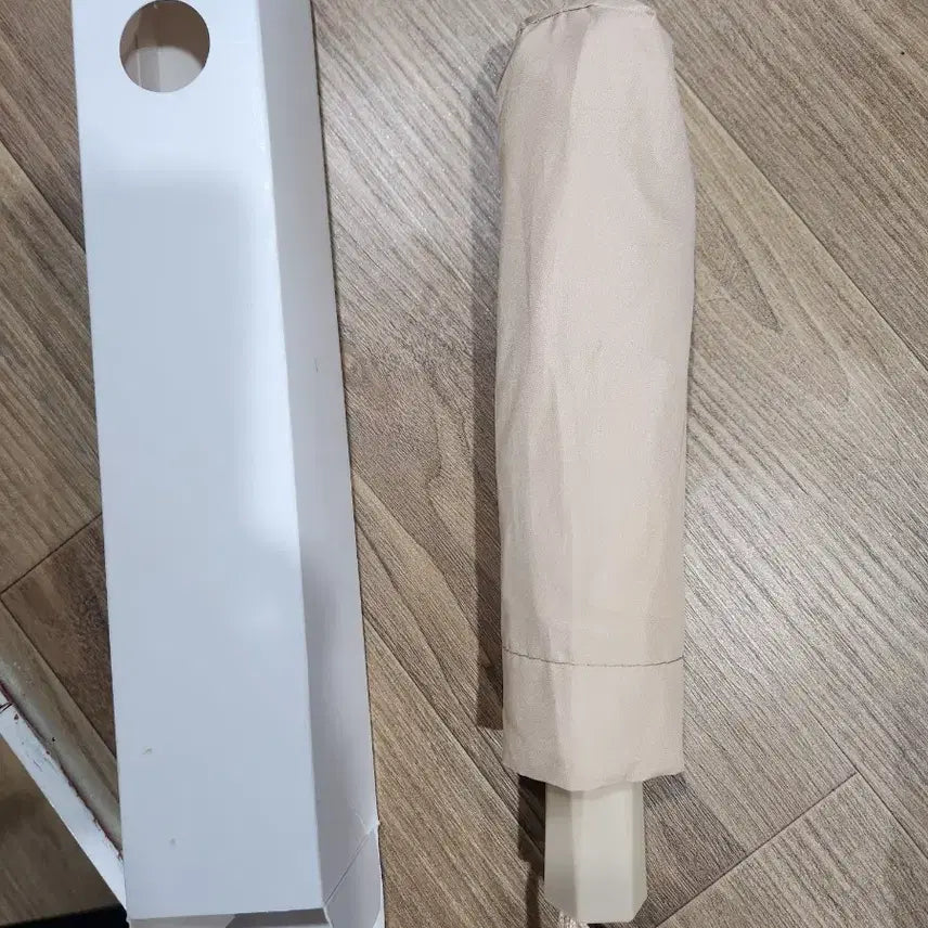 [BUNJANG] Beige Portable 3-Section Folding Umbrella (New) / 베이지색 휴대용 우산 접이식3단(새제품)