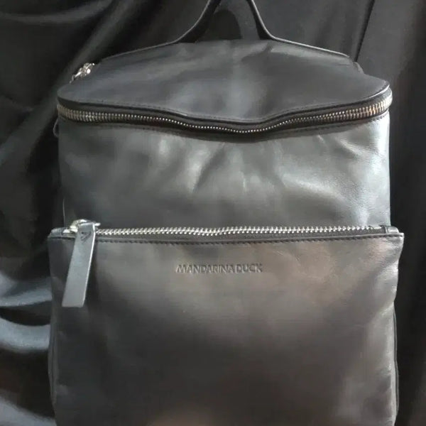 [BUNJANG] Mandarinaduck Leather Backpack / 만다리나덕 소가죽 백팩