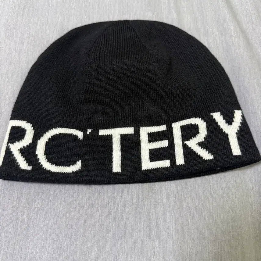 [BUNJANG] Arc'teryx World Head Toque Orca / 아크테릭스 월드 헤드 토크 오르카