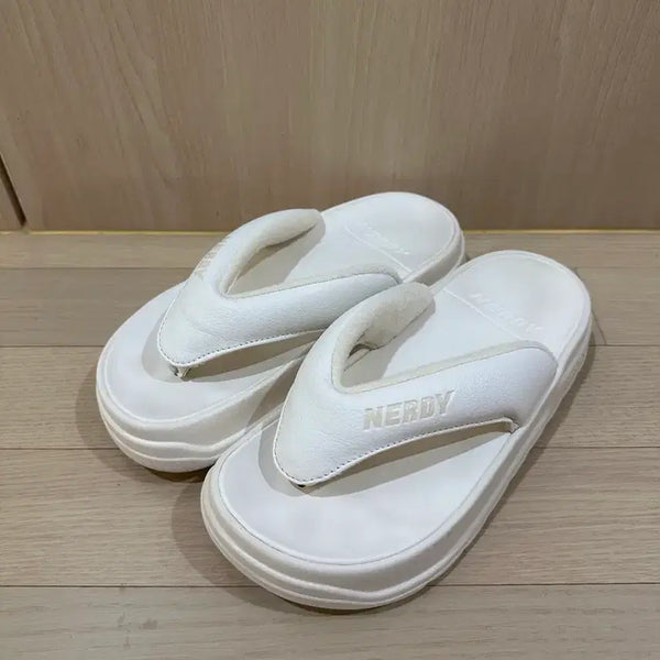 [BUNJANG] Nerdy NDY Fluffy Flip-Flops (Ivory, 240mm) / 널디 NDY 플러피 플립플랍 쪼리 240