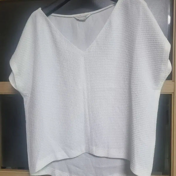 [BUNJANG] Club Monaco White V-Neck Sleeveless Blouse XS / 클럽모나코 화이트 브이넥 민소매 블라우스 xs