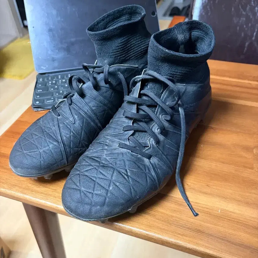 [BUNJANG] Nike Hypervenom 2 FG Soccer Cleats (Size 260) / (260) 나이키 하이퍼베놈 2 FG 판매