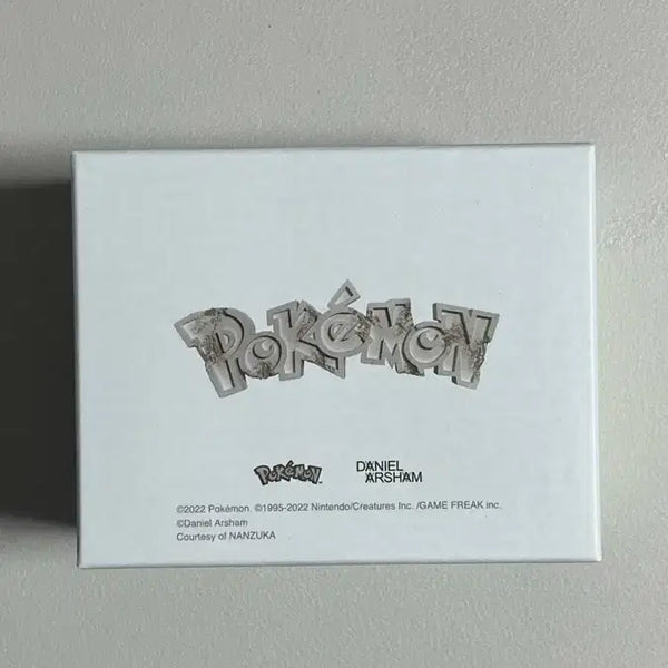 [BUNJANG] Daniel Arsham Pokemon Collaboration Mew 
Keychain / 다니엘 아샴 포켓몬 콜라보 키링 뮤 팝니다