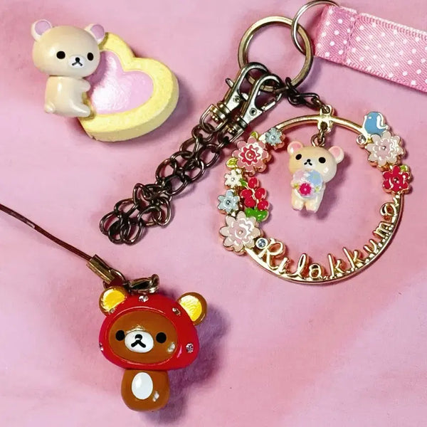 [BUNJANG] 3-Set Vintage Korilakkuma Charm Strap & Badge Collection / [3set] 고전 코리락쿠마 키링 리락쿠마 가챠 스트랩 말랑이 뱃지 가득