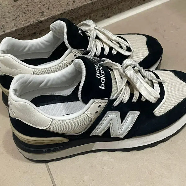 [BUNJANG] New Balance Sneakers / 뉴발란스 운동화. 230.