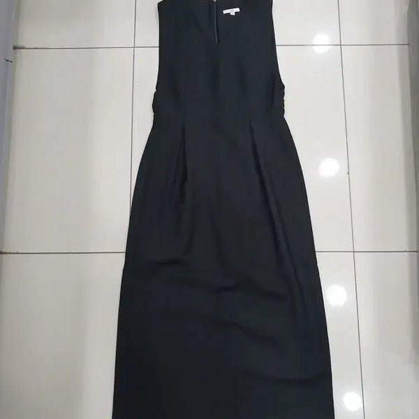 [BUNJANG] COIR V-Neck Sleeveless Maxi Dress - Black, Size S / COIR S사이즈 검정색 브이넥 민소매 롱원피스 중고 드레스