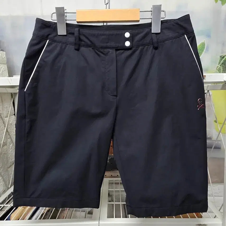 [BUNJANG] Mark &ロナ Women's Golf Shorts Size 28 Functional Span Half Pants WM92 / 마크앤로나 여성 골프반바지 28 기능성 스판 하프팬츠WM92
