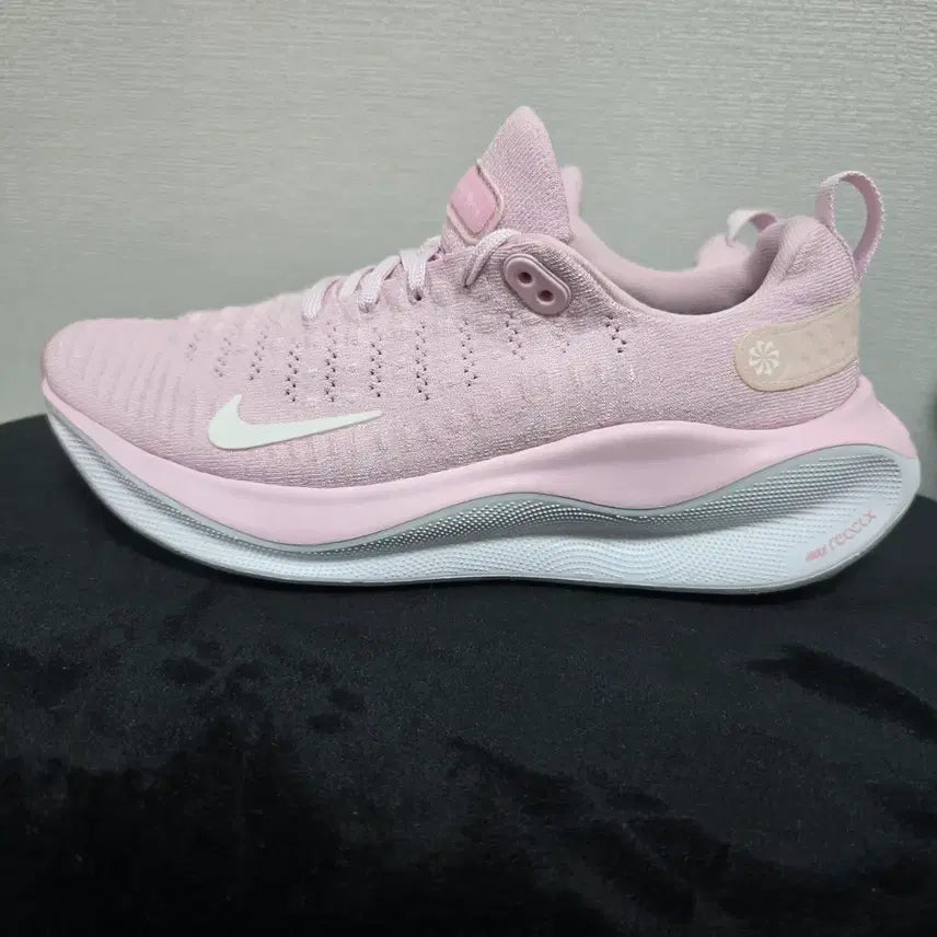 [BUNJANG] Nike ReactX Pink Women's Sneakers / 나이키 ReactX 핑크 여성 운동화