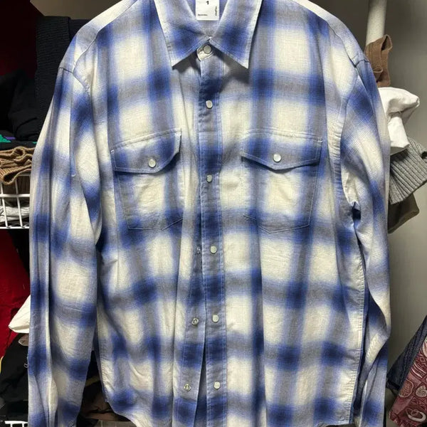 [BUNJANG] Blind Files Ombre Shirt Size 1 / 블라인드파일즈 옴브레셔츠 1 사이즈