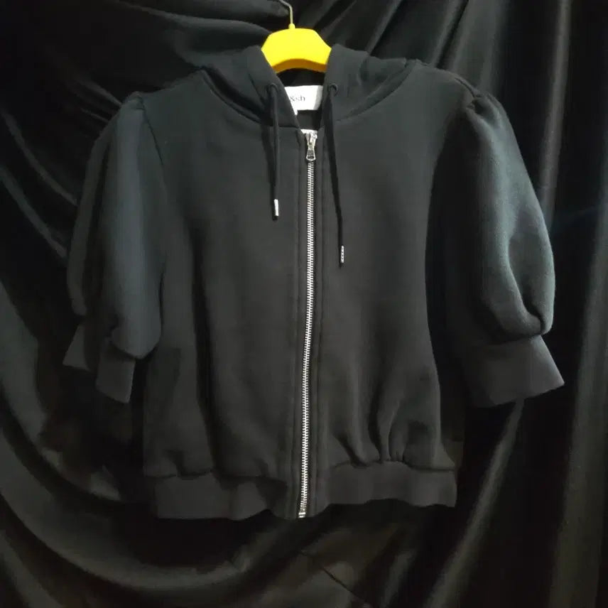 [BUNJANG] Ba&sh Puff Sleeve Black Hooded Zip-Up / Ba&sh 바쉬 퍼프 소매 블랙 후드 집업