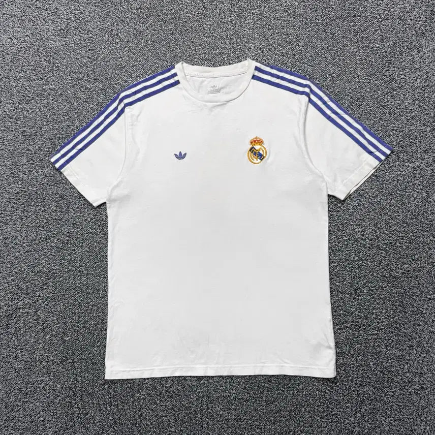 [BUNJANG] Adidas Firebird Real Madrid Team Logo Purple Line T-Shirt / Name : 아디다스 파이어버드 레알마드리드 팀로고 퍼플라인 반팔티 :)