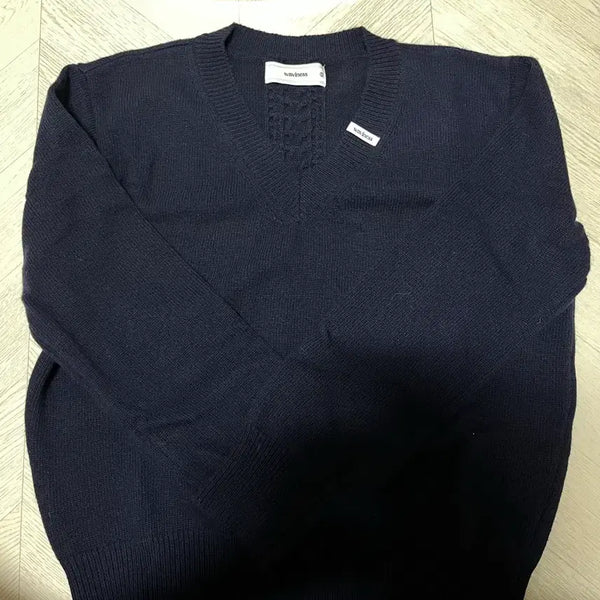 [BUNJANG] Waveness V-Neck Knit Navy Size 1 / 웨이비니스 브이넥 니트 네이비 1사이즈
