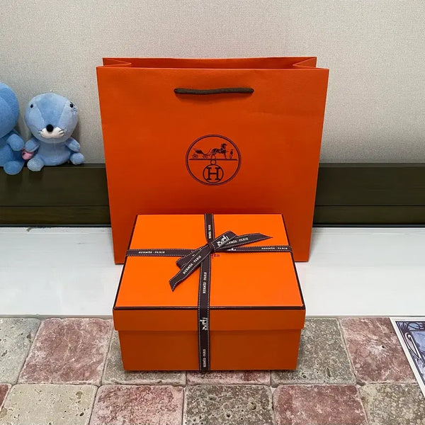 [BUNJANG] Hermès Box Set with Ribbon and Shopping Bag / 에르메스 박스(20.5x17.5x10) + 리본 + 쇼핑백