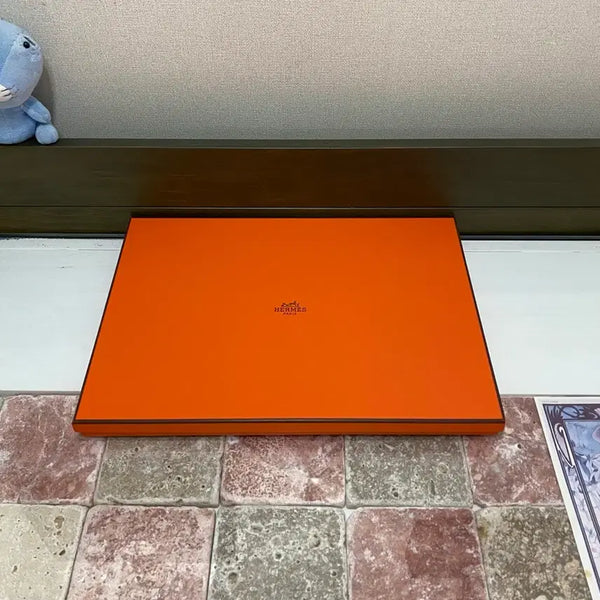 [BUNJANG] Hermes Gift Box / 에르메스 박스(34.5x25x2.5)