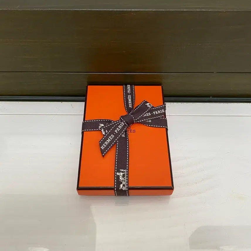 [BUNJANG] Hermès Accessory Box with Ribbon / 에르메스 액세서리 박스 + 리본
