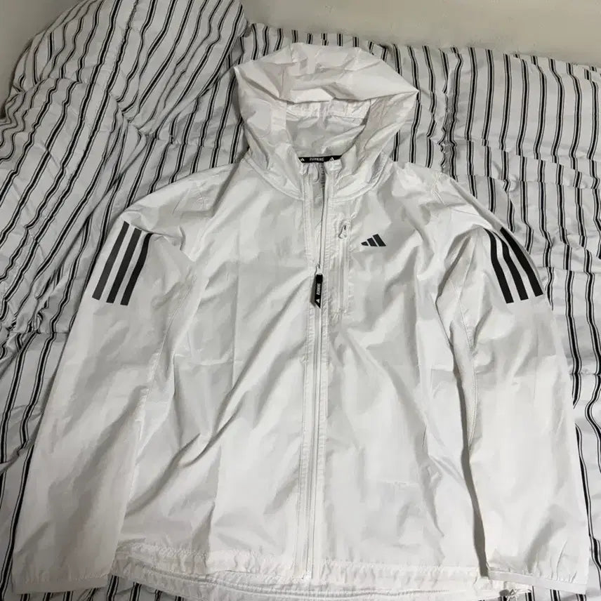 [BUNJANG] Adidas Windbreaker Jacket Size S / 아디다스 바람막이 S(90)