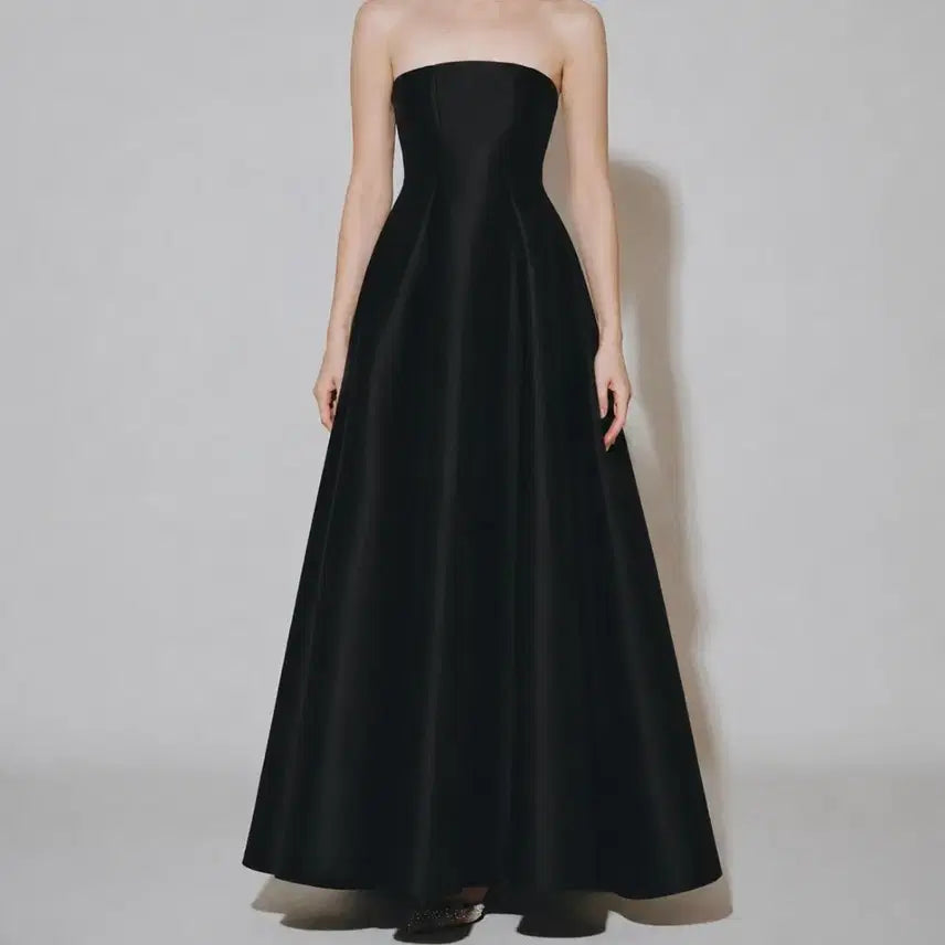 [BUNJANG] Atelier Custom Black Taffeta Strapless Voluminous Dress / [해외웨딩아뜰리에제작]블랙 타프타 스트랩리스 볼륨 드레스(착용샷)