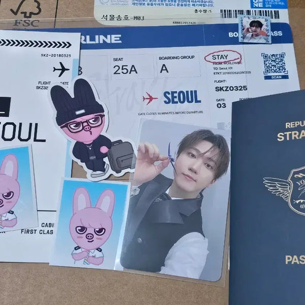 [BUNJANG] Stray Kids SKZOO Seongsu Pop-up Exclusive Full Set + Photocard / 스키주 SKZOO성수팝업 입장특진 풀세트 +포카