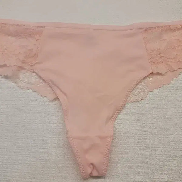 [BUNJANG] Women's Thong Underwear (New) / 여성 티팬티 (새상품) 100