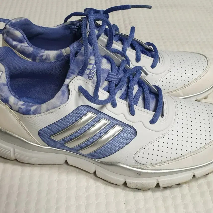[BUNJANG] Adidas White/Blue Women's Golf Shoes Size 225 / 아디다스 흰파 여성 골프화 225
