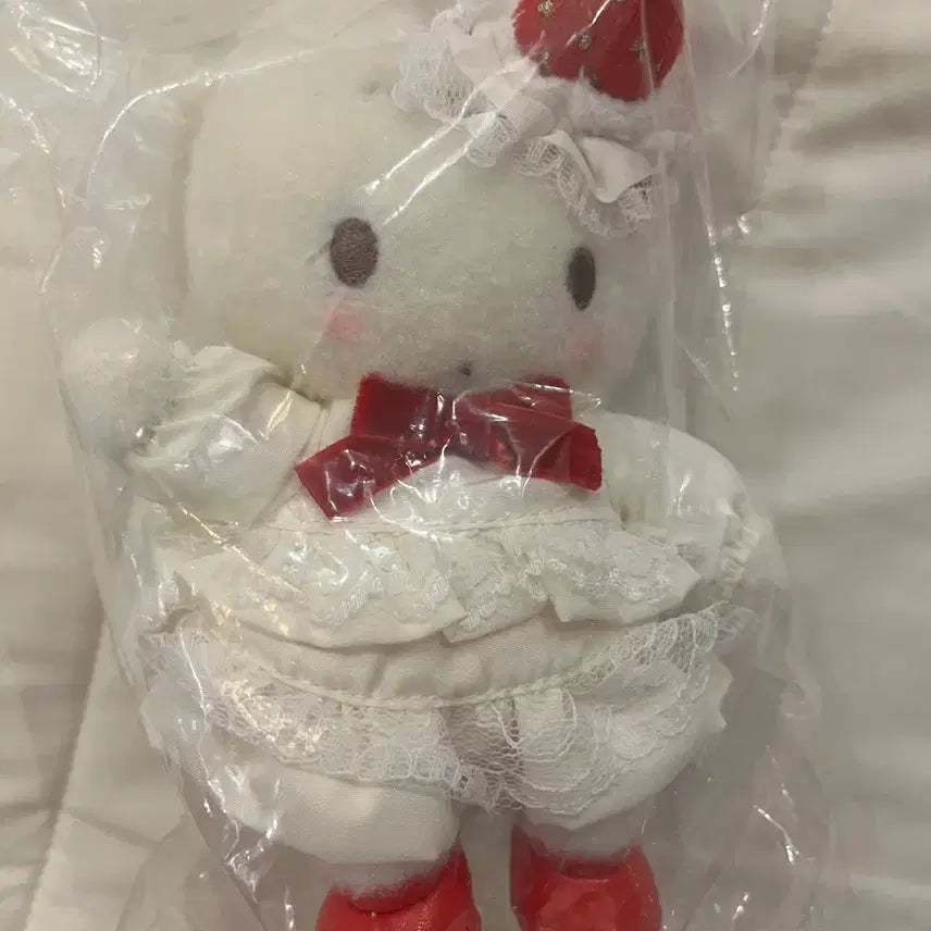 [BUNJANG] Sanrio Marron Cream Strawberry Series Shortcake Keychain (New) / 일본정품 산리오 마론크림 쇼트케이크 키링 새상품