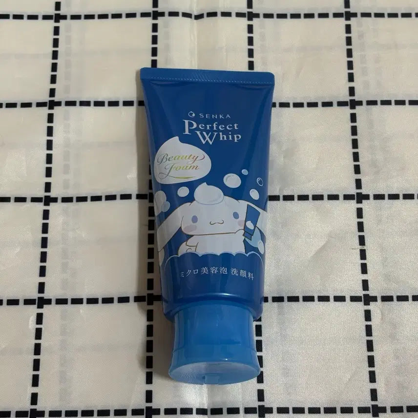 [BUNJANG] Senka Cinnamoroll Edition Perfect Whip Foam Cleanser / 센카 시나모롤 에디션 퍼펙트휩 폼클렌저