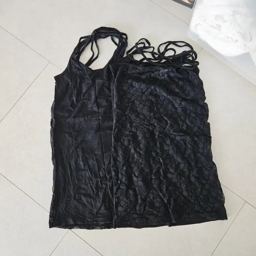 [BUNJANG] Black Lace Cami Top / 블랙 레이스 끈나시 탑