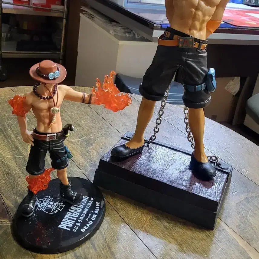 [BUNJANG] One Piece Portgas D. Ace & Seastone Handcuffs Ace 2-Type Set Figure / 원피스 에이스 & 해루석 수갑 에이스2종 세트