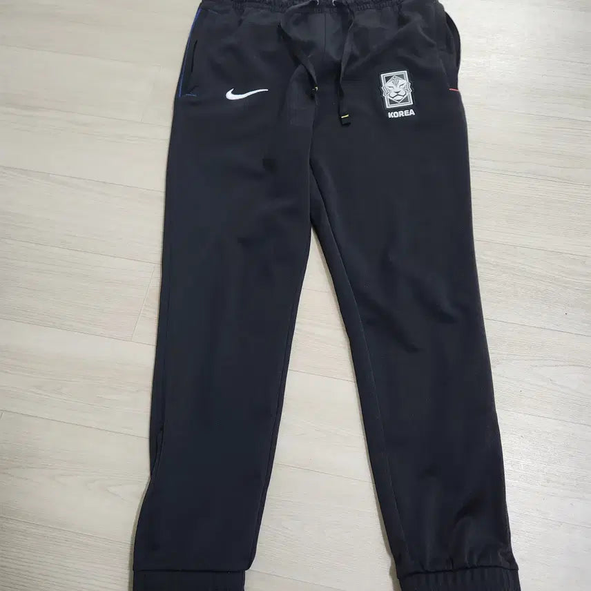 [BUNJANG] Nike Korea National Team Travel Pants DH4855-010 / 나이키 대한민국 국가대표 트래블 팬츠 DH4855-010