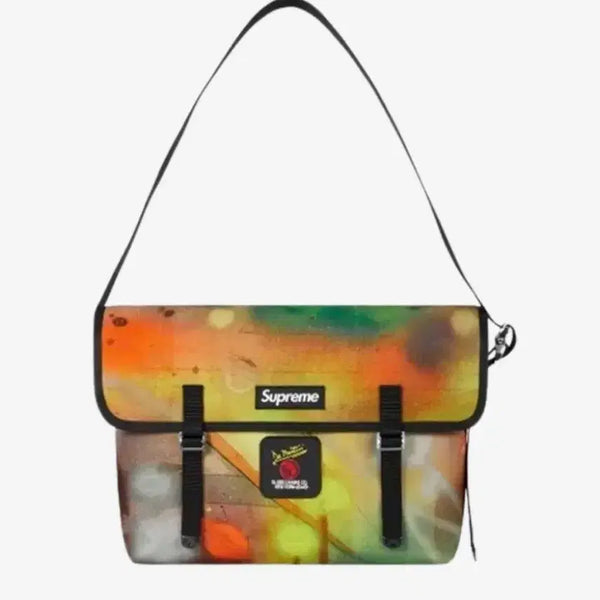 [BUNJANG] Supreme x Dr. Martens 20SS Lamé Messenger Bag OS / [OS] 슈프림 x 드 마티니 메신저백 라멜지 - 20SS