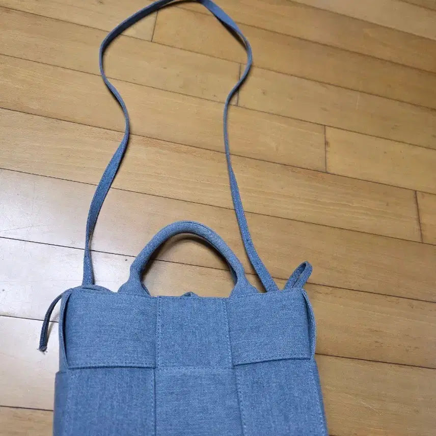 [BUNJANG] Denim Square Quilting Tote Bag & Crossbody Bag / 데님 스퀘어 퀼팅 토트백 겸 크로스백