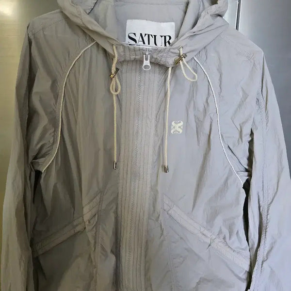 [BUNJANG] SATUR Parachute Hood Zip-Up Utility Jacket - Gray / 세터(SATUR) 패러세일 후드 집업 자켓 유 틸리티 그레이