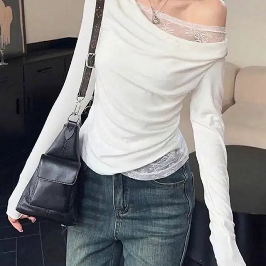 [BUNJANG] Lace Off-Shoulder Shirring Long Sleeve Top - White / 레이스 오프숄더 셔링 긴팔티 화이트