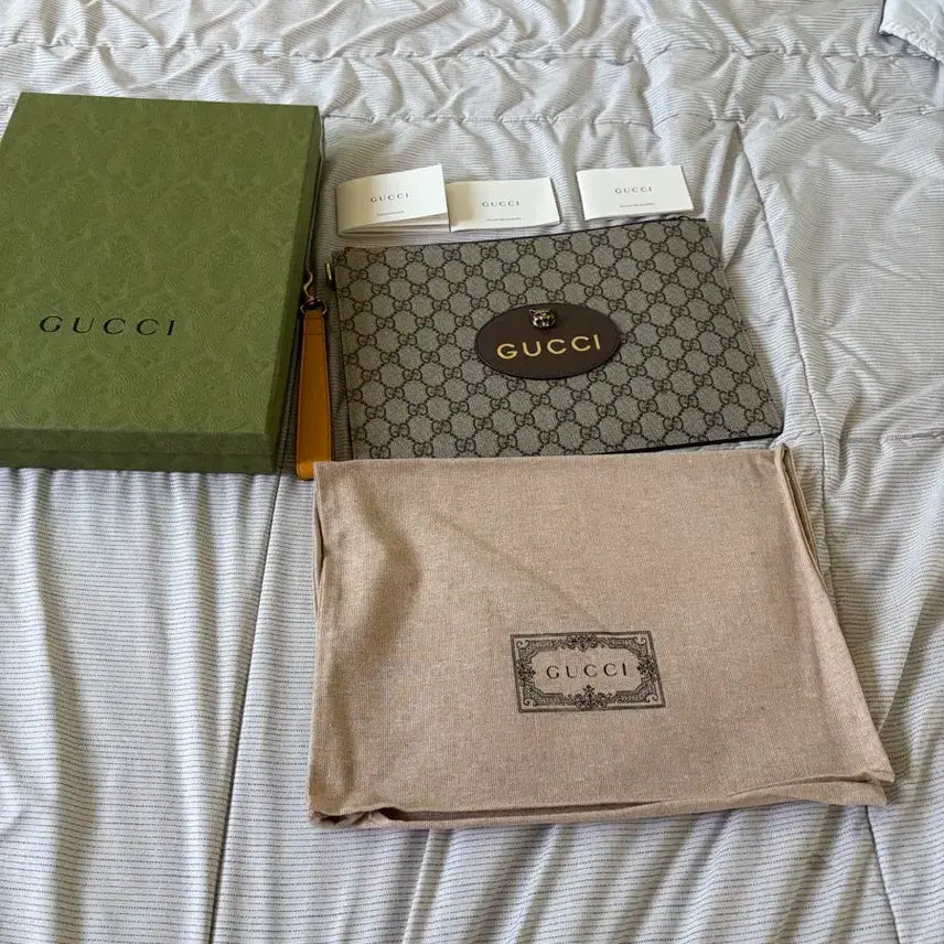 [BUNJANG] Gucci GG Supreme Clutch Box Set / 구찌 GG 수프림 클러치 박스 풀셋