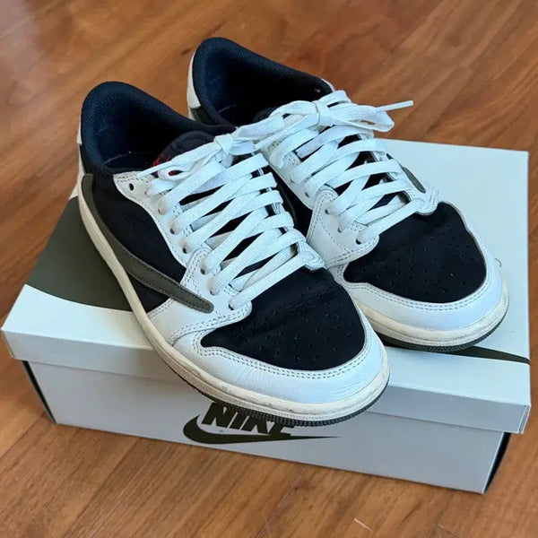 [BUNJANG] Travis Scott Retro Low Medium Olive (Women's 245) / 트래비스 스캇 레트로 로우 미디움 올리브 245