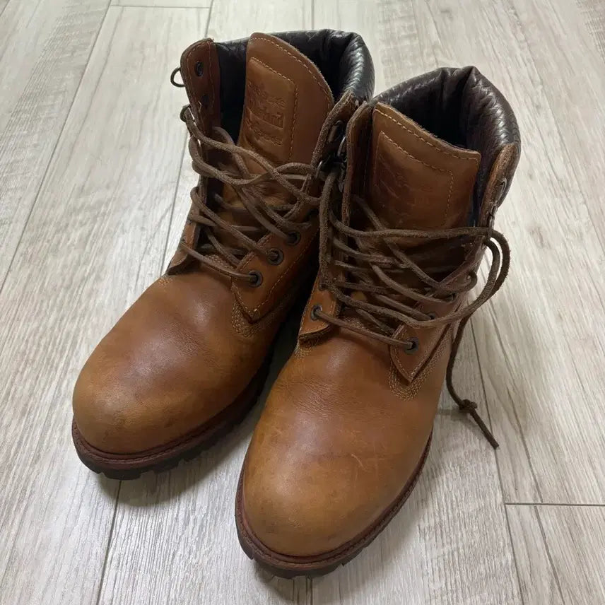 [BUNJANG] Timberland 6-Inch Leather Work Boots / 팀버랜드 6인치 워커 부츠 레더 270