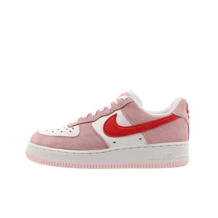 [BUNJANG] Nike Air Force 1 '07 QS 'Valentine's Day' (US 6.5) / [240] 나이키 에어포스 1 '07 QS 밸런타인데이