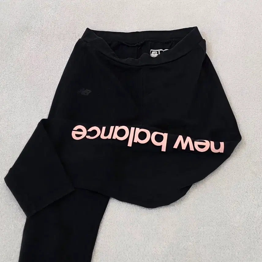 [BUNJANG] New Balance Black Leggings / 뉴발란스 레깅스