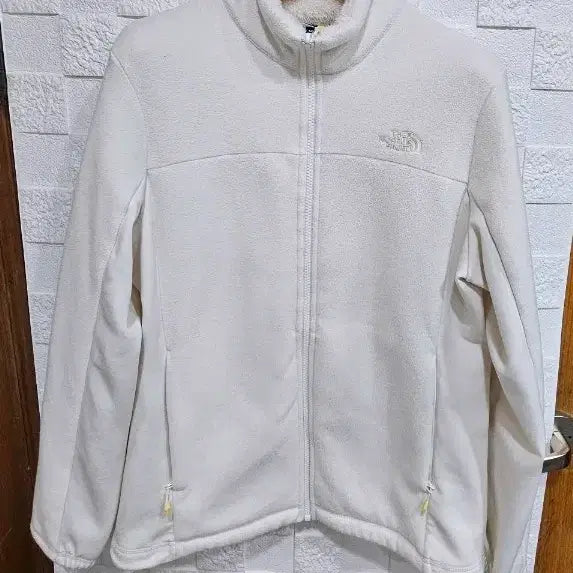 [BUNJANG] The North Face Ivory Fleece Zip-Up Women's Jacket / 노스페이스 아이보리색 여성 플리스 집업