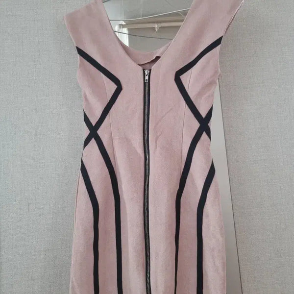 [BUNJANG] Suede Velvet Midi Dress with Black Line Detail / (새상품)쎄무 벨벳 원피스