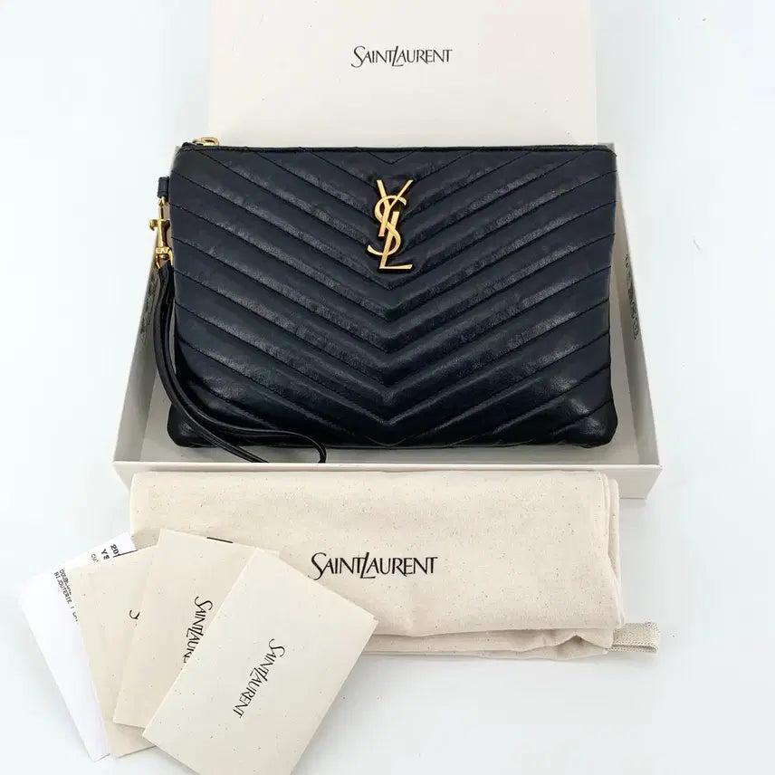 [BUNJANG] Saint Laurent Monogram Small Clutch Bag Black Matelassé Leather Gold Hardware / 생로랑 모노그램 금장 클러치 스몰 379039