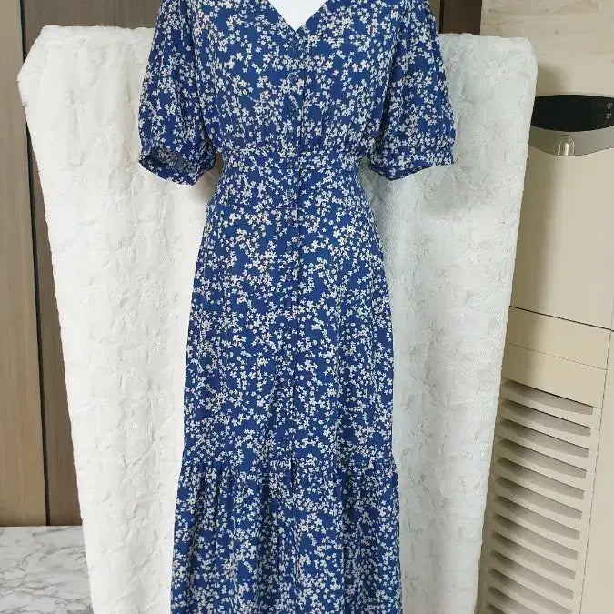 [BUNJANG] Blue Floral Puff Sleeve Long Dress / 플라워원피스 예뻐요~