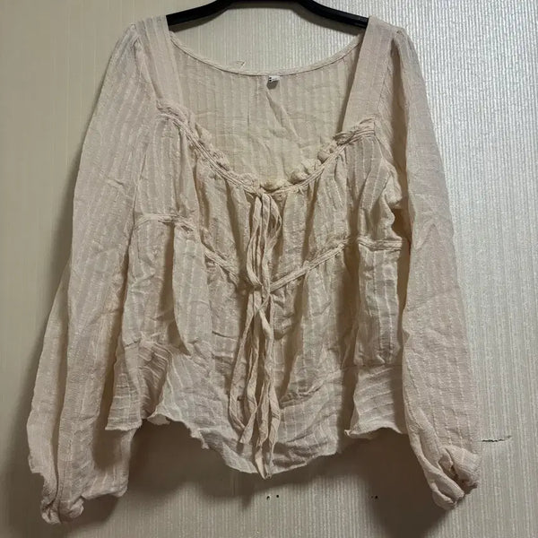 [BUNJANG] Ivory Shirring Ribbon Square Neck Blouse / 아이보리 셔링 리본 스퀘어넥 블라우스