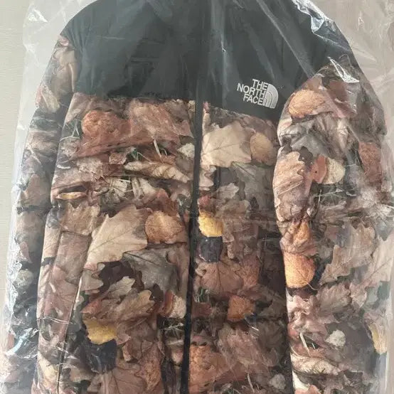 [BUNJANG] Supreme The North Face Nuptse Jacket / 슈프림 노스페이스 낙엽 눕시