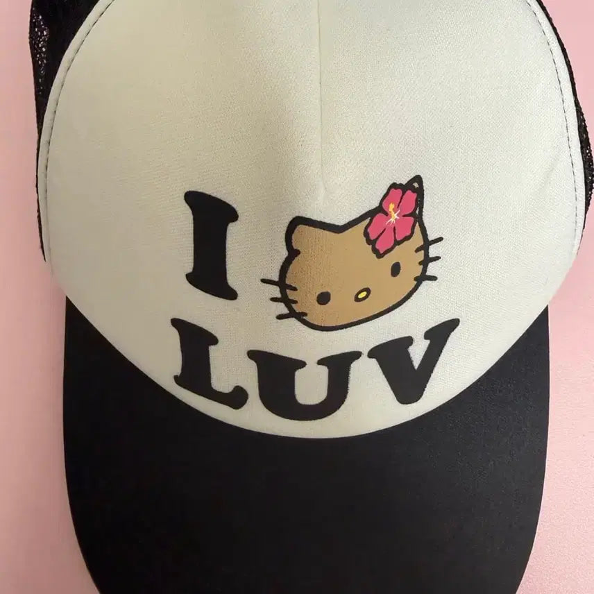 [BUNJANG] Hello Kitty 50th Anniversary Trucker Cap / 태닝키티 모자 (헬로키티 50주년 트러커캡)