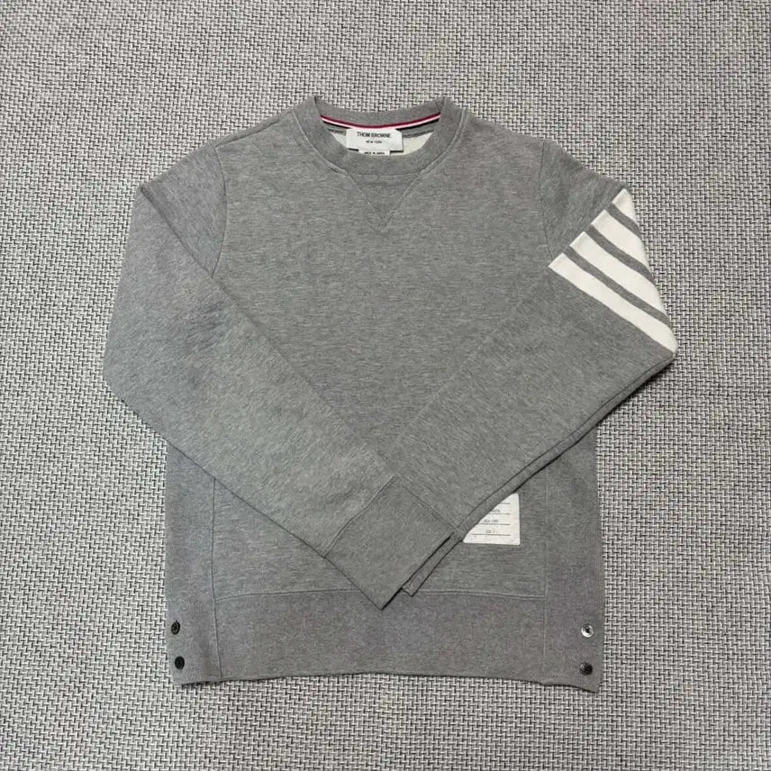 [BUNJANG] Thom Browne 4-Bar Sweatshirt / [정품보증서]톰브라운 4선 맨투맨