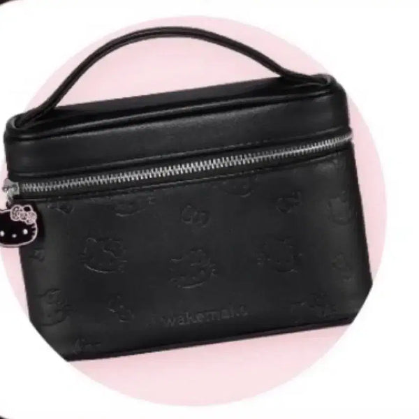 [BUNJANG] WakeMake Hello Kitty Leather Pouch / 웨이크메이크 헬로키티 레더파우치 (새상품)