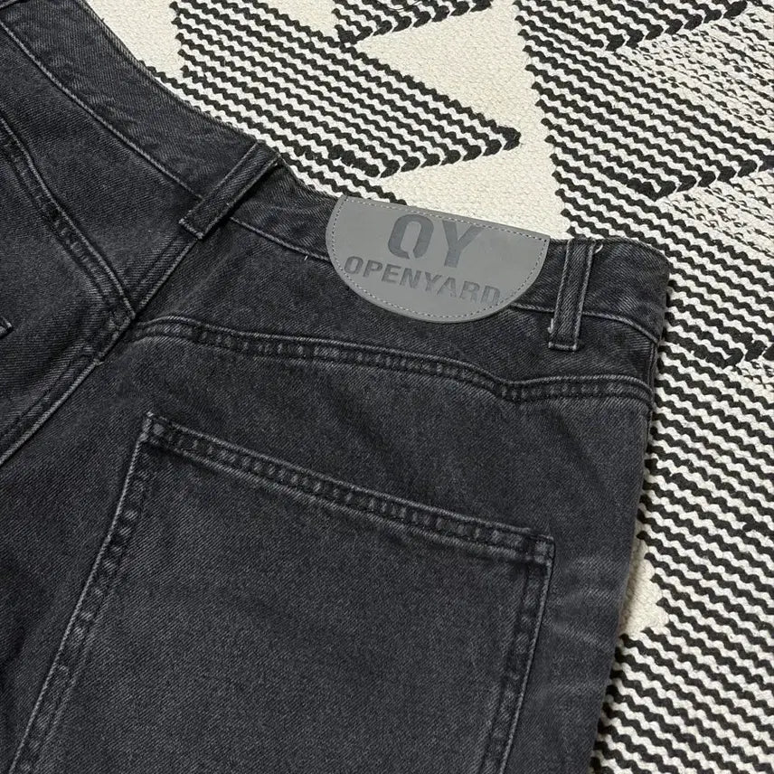 [BUNJANG] OWEY C.B. Wave Line Washed Zipper Jeans / 오와이 C.B 웨이브 라인 워시드 지퍼 진